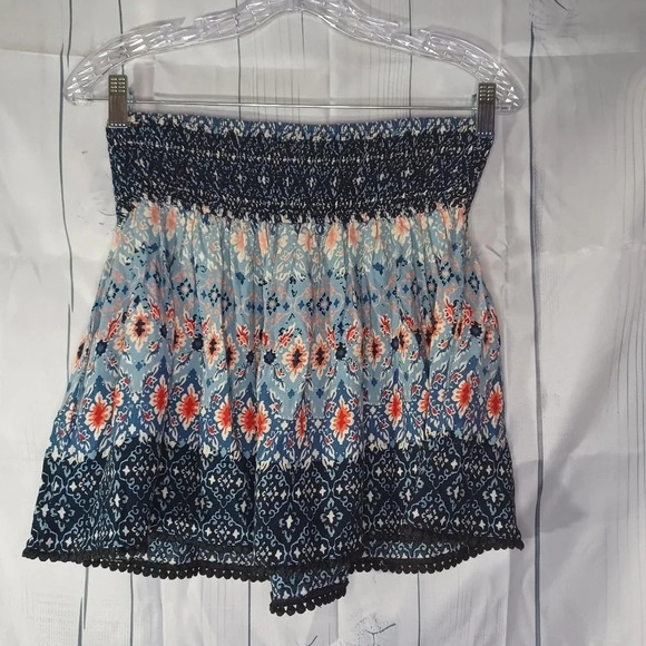 Hollister floral boho mini  pull on skirt - Picture 6 of 8